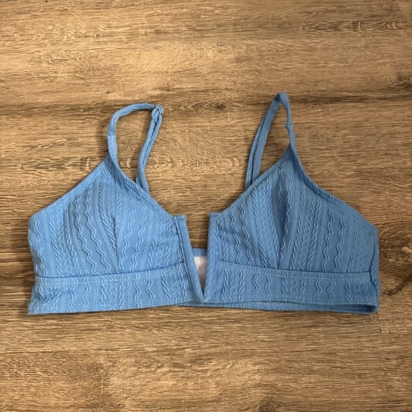 Women's Sky Blue V Cut Bikini Swimsuit - Picture 4 of 10